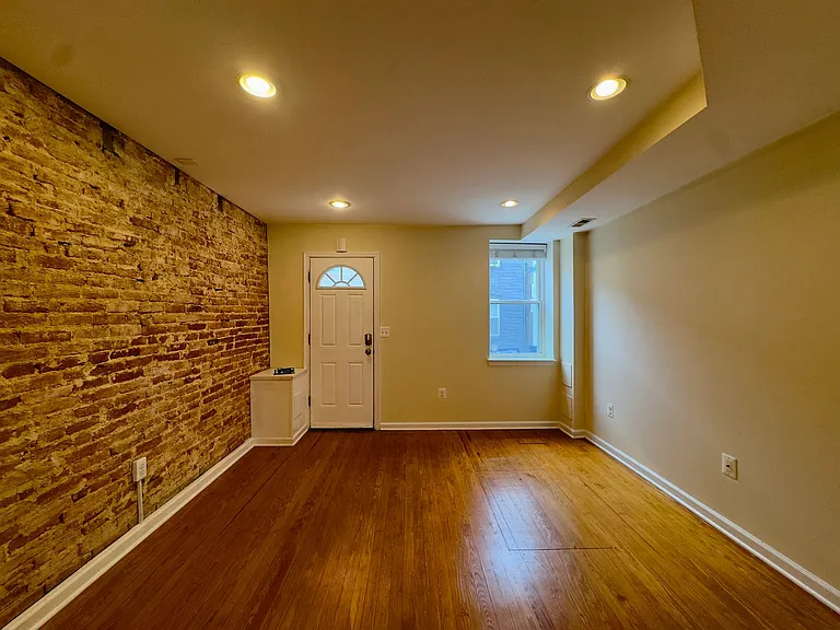 513 S Madeira St — Photo 3