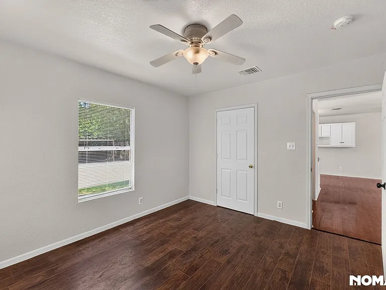 1534 Mardell St — Photo 22