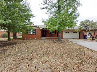 10224 Stoneham Ave, Oklahoma City, OK 73120