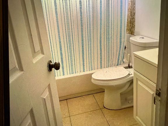 5th image of 129 SE 5th St #4-J