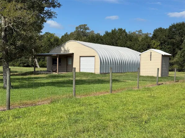 2988 County Road 5, West Columbia, TX 77486