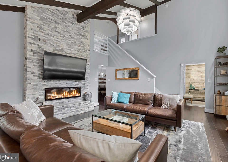 1st image of 11701 Foxvale Ct