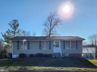 850 W 14th St, Front Royal, VA 22630