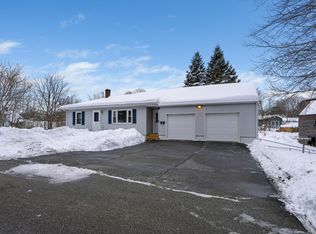 12 Elm St, Sanford, ME 04073