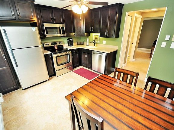 4th image of 220 Bedford St APT 3H
