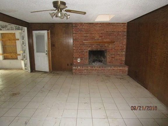 2nd image of 5829 Denise Dr