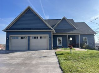3215 Daisy Way, Canandaigua, NY 14424