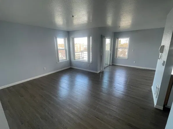 Arise Century, 601 E Denny Way APT 202, Seattle, WA 98122