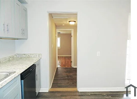 459 Clarmont Rd — Photo 14