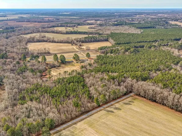8189 Windsor Blvd, Zuni, VA 23898