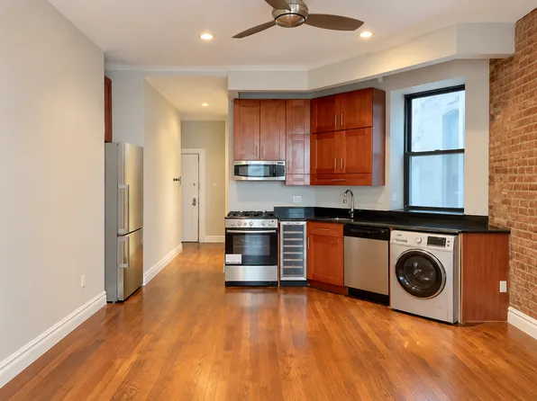 252 Mott Street image 1 of 1