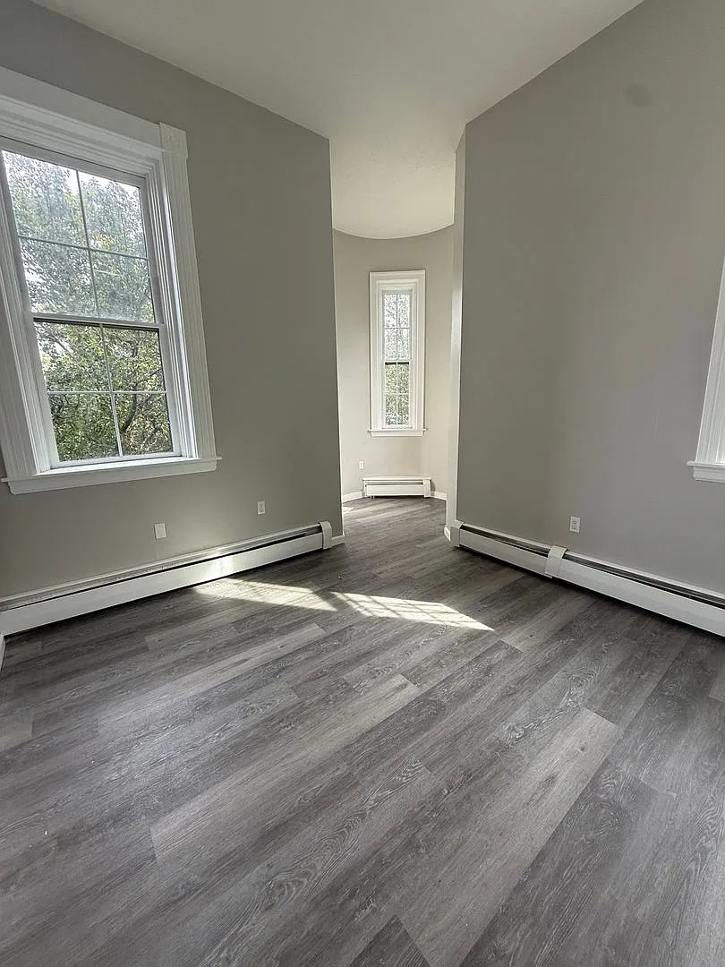 10 Grand St — Photo 4