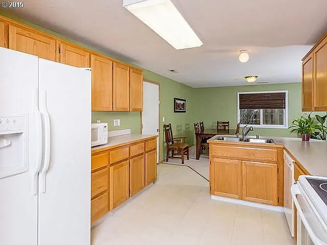 15410 NE 87th St — Photo 6