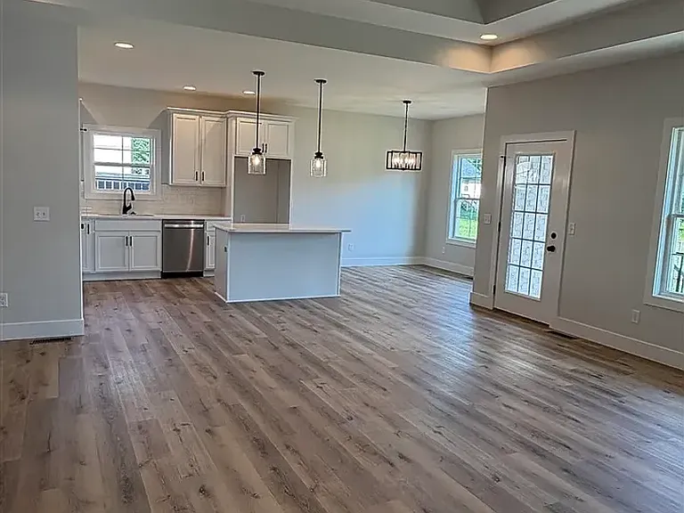 837 Temple Way — Photo 8