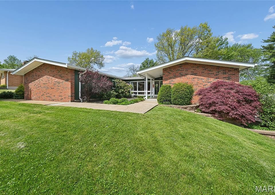 1st image of 2417 Sunnybrook Dr