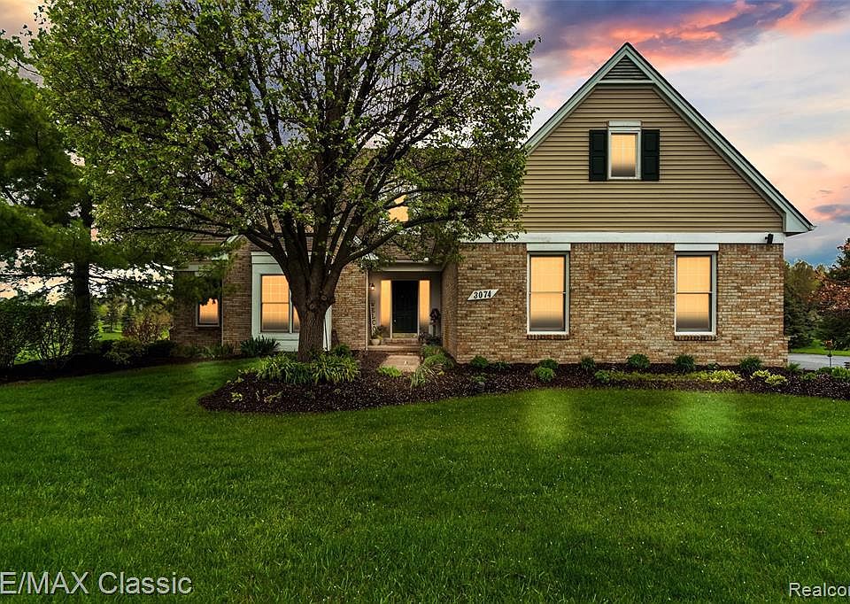 1st image of 3074 Berkshire Ct