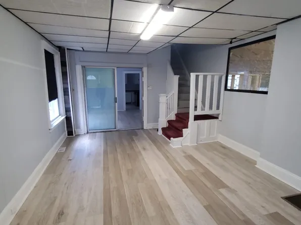 122 Hoffman Ave, Trenton, NJ 08618