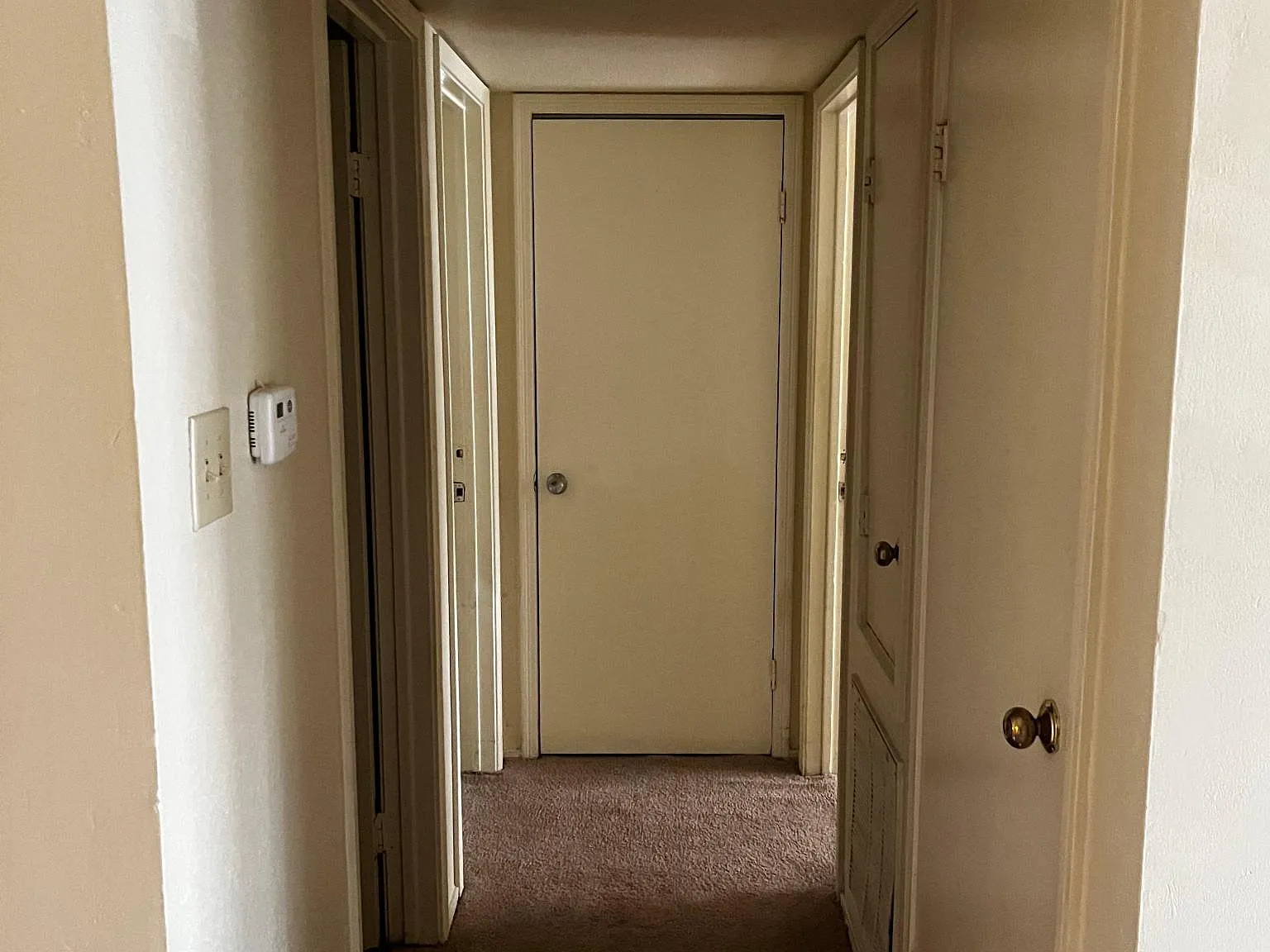 2 bed, 1066 sqft, $1,050 — Photo 4