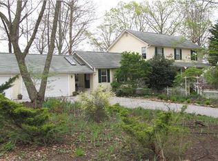 974 Old Sewanee Rd, Sewanee, TN 37375