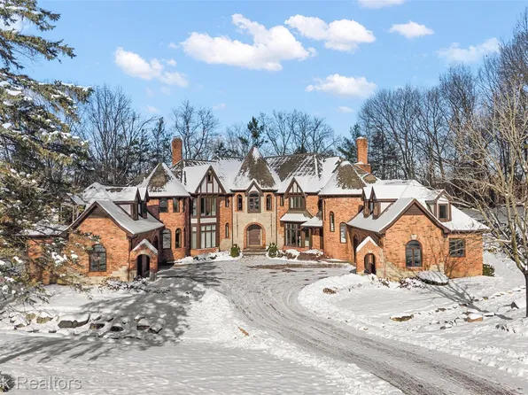 59 Hidden Rdg, Bloomfield Hills, MI 48304