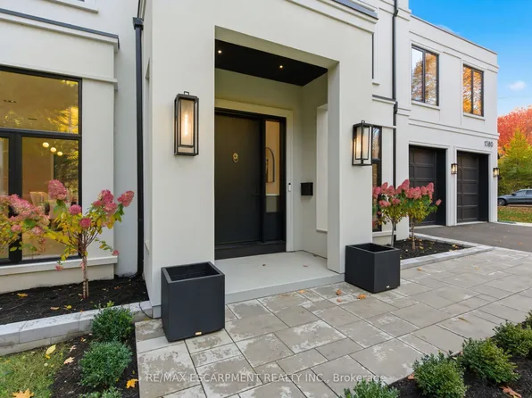 1380 Birchwood Heights Dr, Mississauga, ON L5G 2Y2