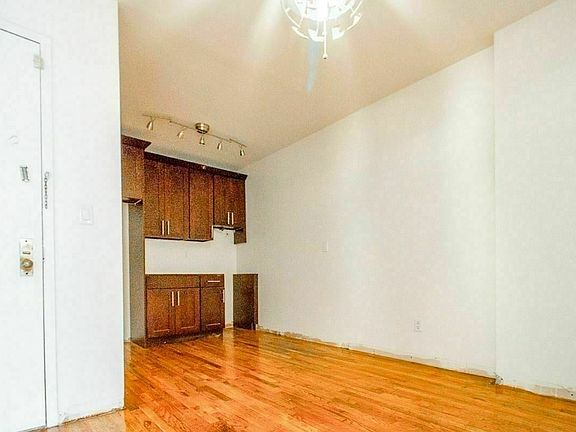 5th image of 1020 Pacific St #2BB