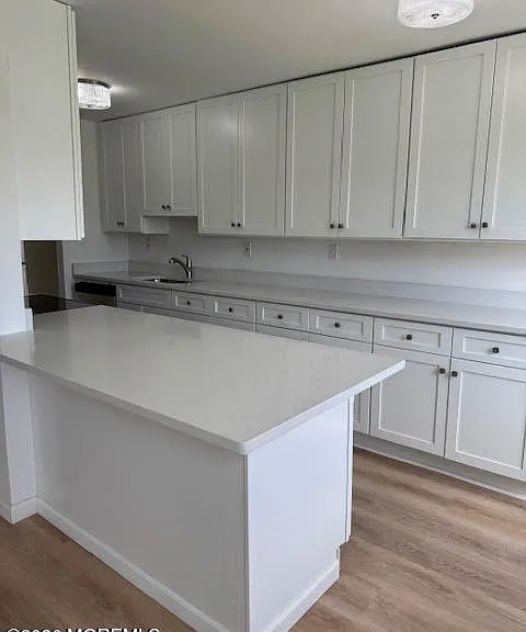 35 Manchester Ct #D — Photo 17