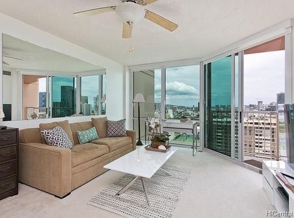 4th image of 801 King St #2310