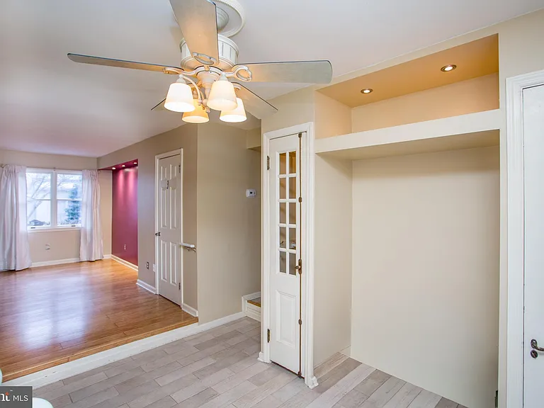 1529 Margaret Ct — Photo 21