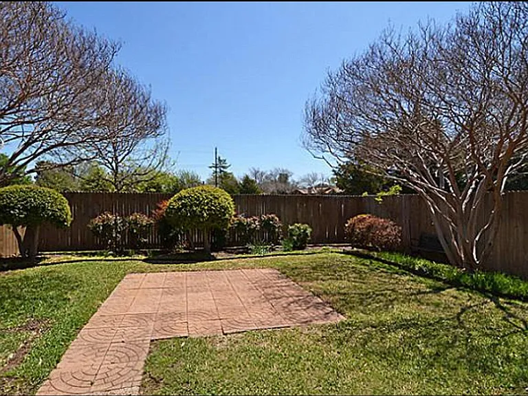 316 Stone Creek Dr — Photo 23