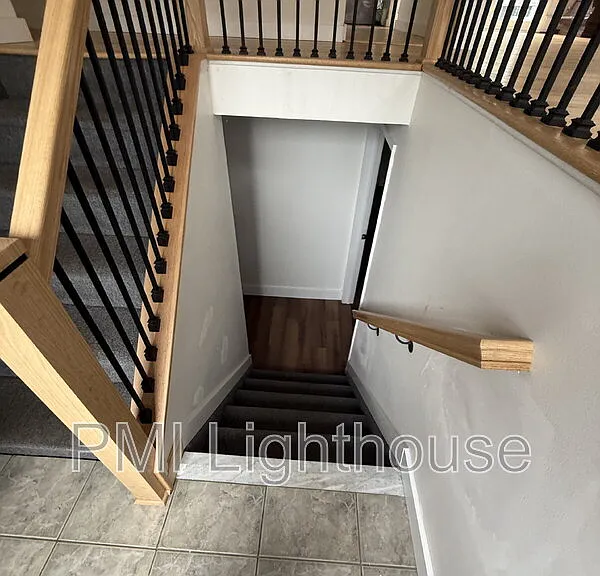 2077 Feuereisen Ave — Photo 3