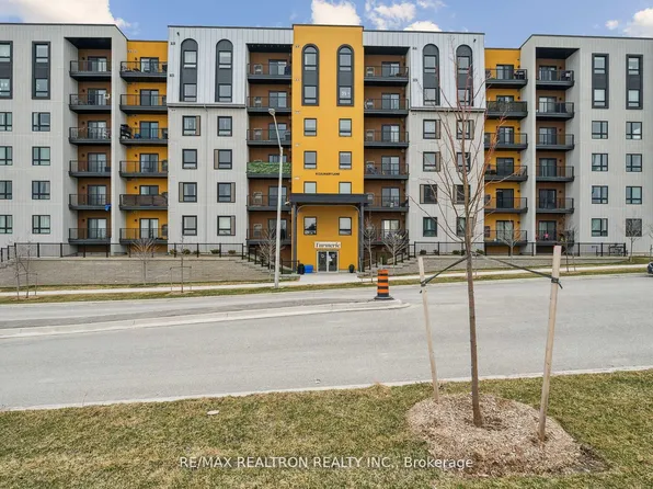 8 Culinary Ln #307, Barrie, ON L9J 0T2