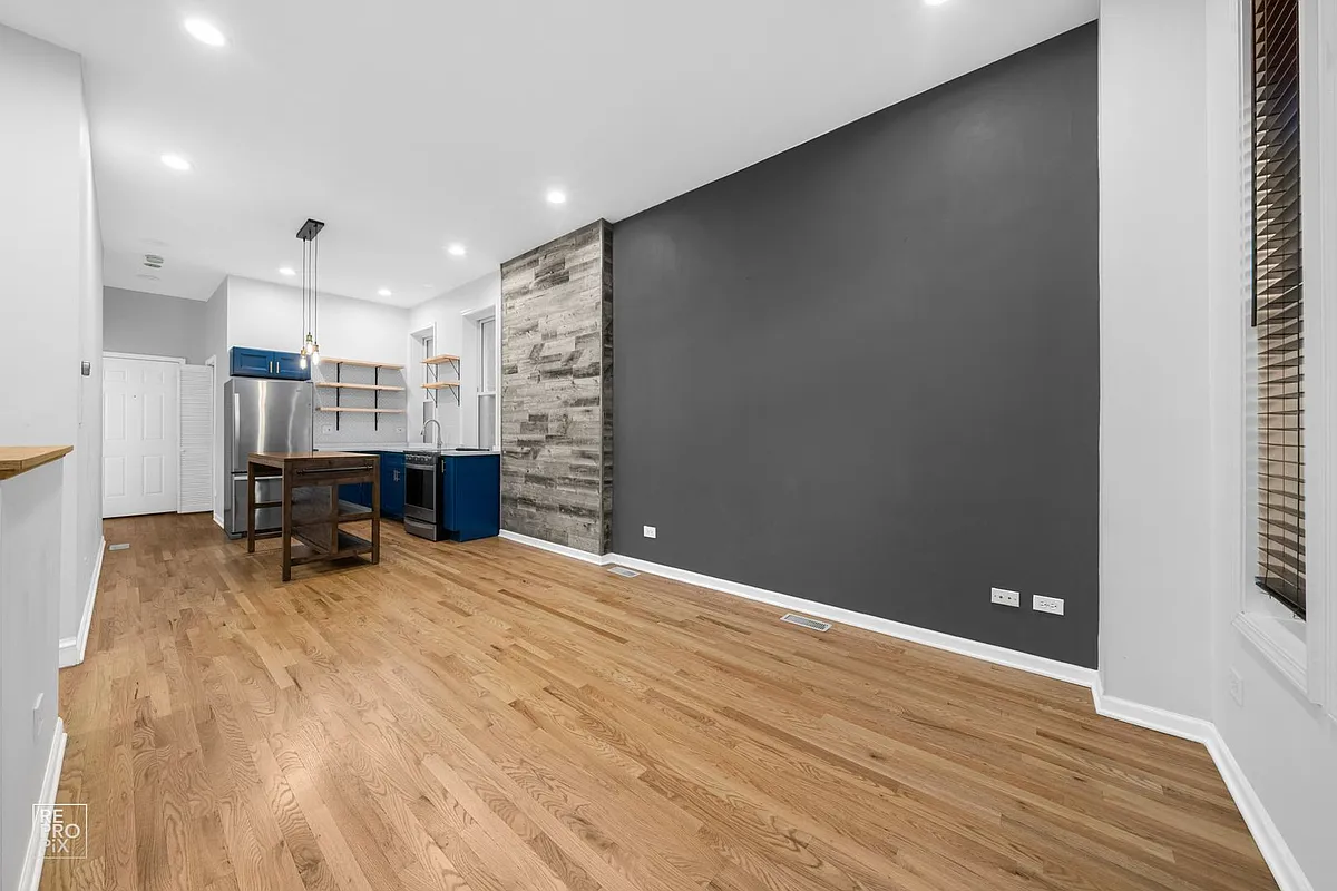 Building Photo - 1456 N Artesian Ave #1F