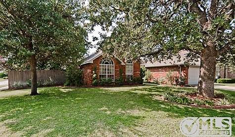 2nd image of 6848 Hickory Hollow Ln