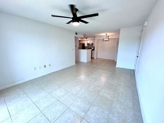 4th image of 4100 Dancing Cloud Ct Unit 284