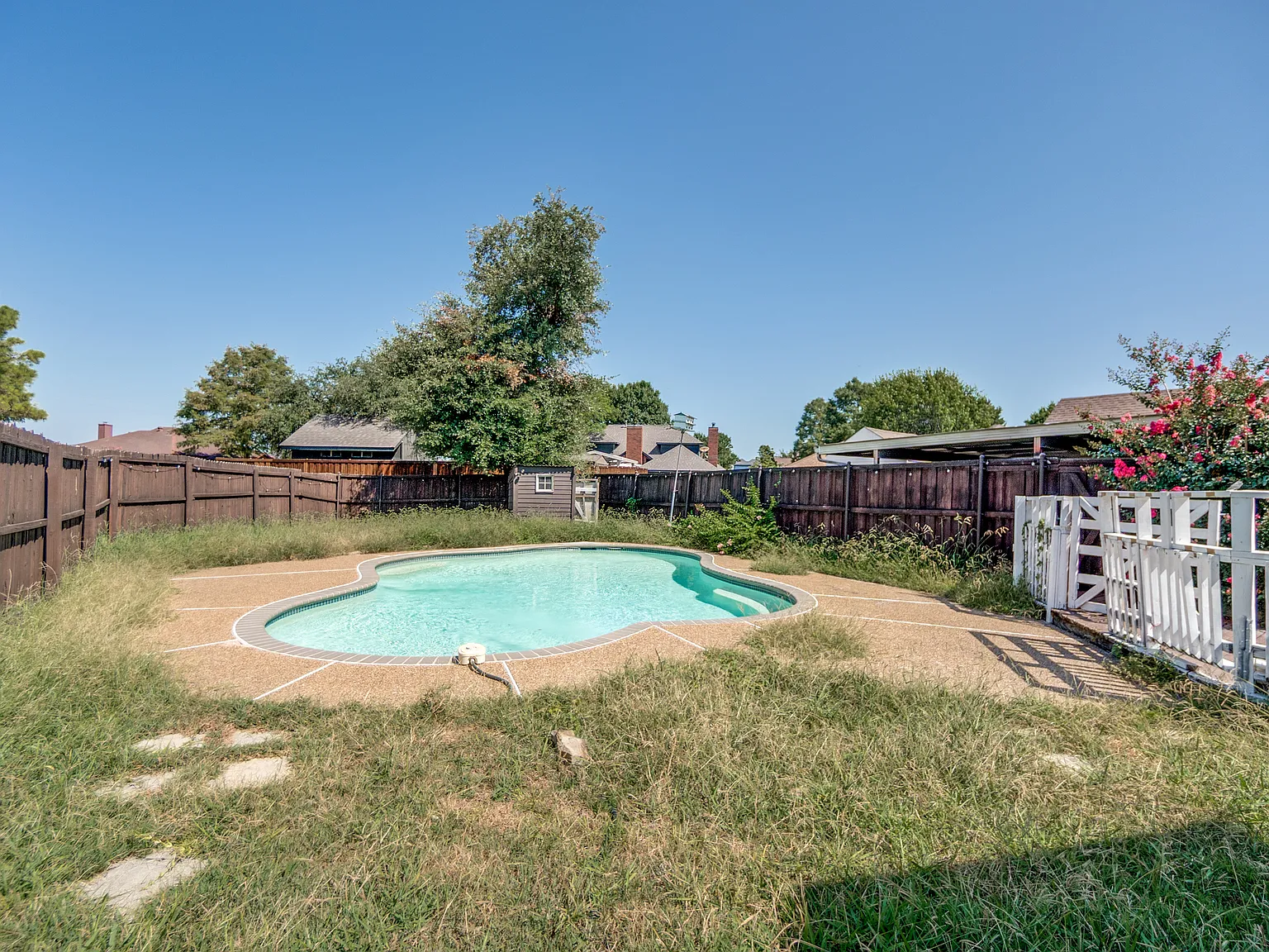6 bed, 2726 sqft, $4,000 — Photo 3