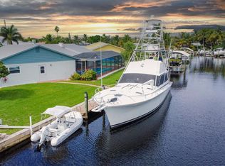 1360 SW Albatross Way, Palm City, FL 34990