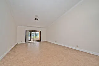 11492 Orange Blossom Ln — Photo 3