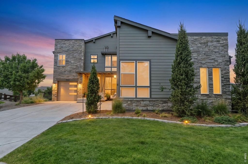 2883 Storm View Ct