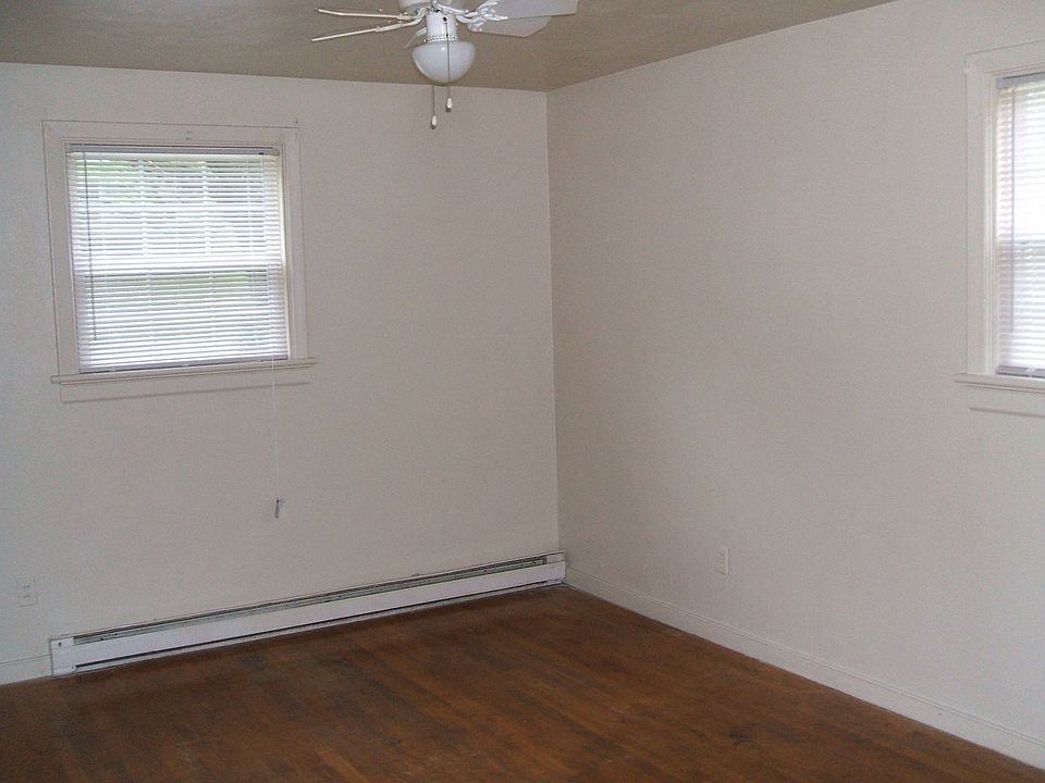 1st image of 1015 E 15th St