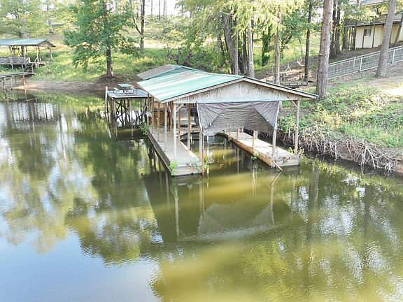 2nd image of 136 Abe Dr