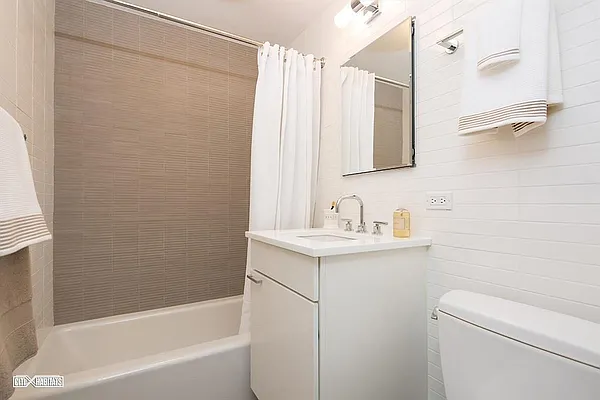 Rented by Citi Habitats | media 9
