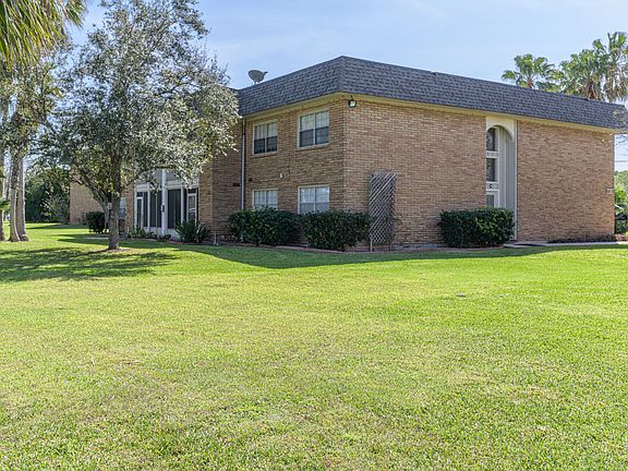 2nd image of 835 Santa Isabel Blvd #C-1