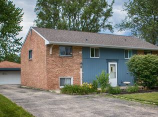 113 Oxford Rd, Bolingbrook, IL 60440