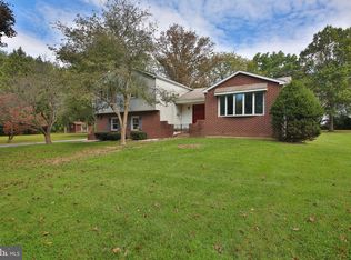 2687 Overhill Dr, Norristown, PA 19403