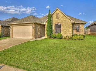 14004 Georgian Way, Yukon, OK 73099