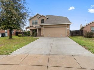 2676 Gardendale Dr, Fort Worth, TX 76120