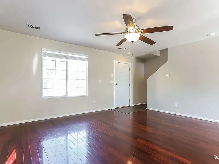 10105 Eudora Ct — Photo 10