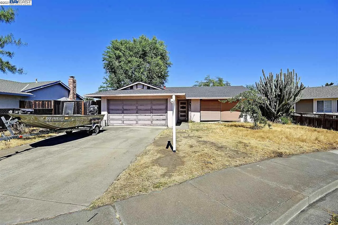 1161 Butte Ct photo 1
