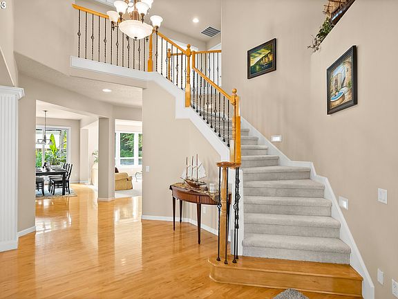 Entrance/Foyer>